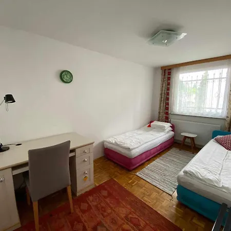 Ilidza Ella Nyaraló *