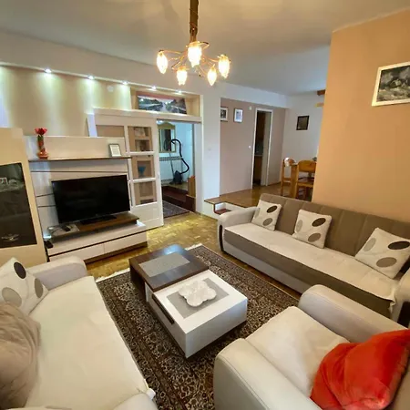 Ferienhaus Ilidza Ella *