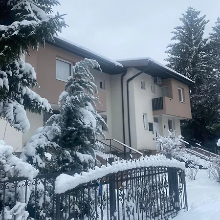 Ilidza Ella Hébergement de vacances *