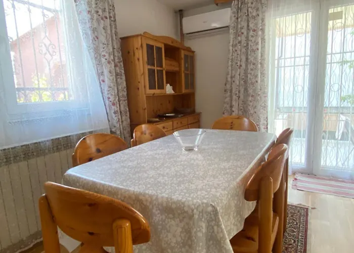 Ilidza Ella בית נופש *